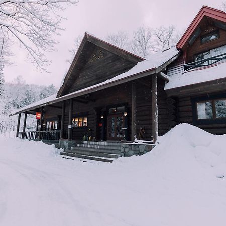 Double Black Hotel Hakuba Exteriör bild